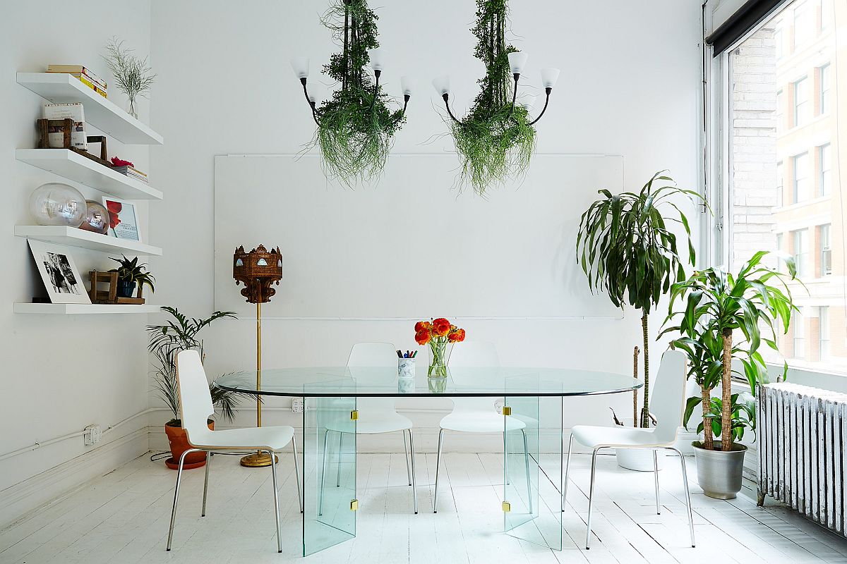 Exquisite-New-York-dining-room-where-greenery-ushers-in-pops-of-color-16478